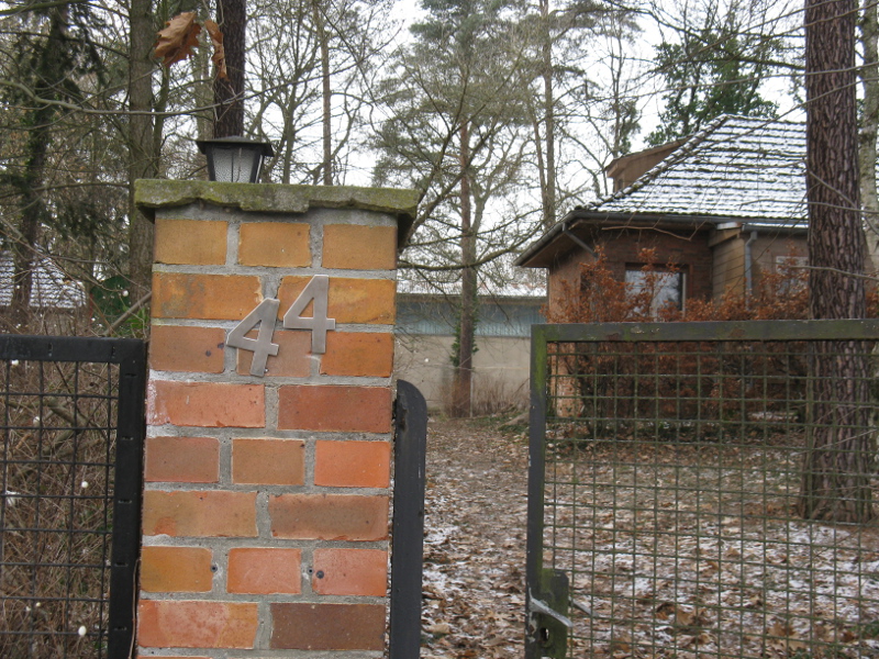 Hausnummer 44!