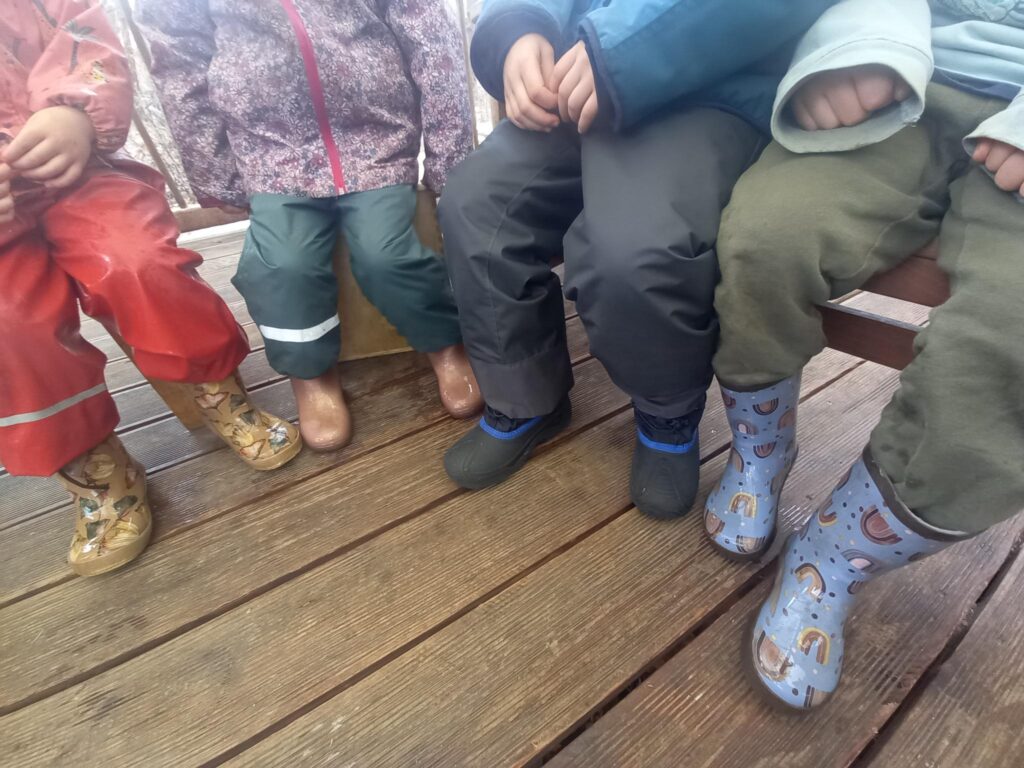Regen im Waldkindergarten