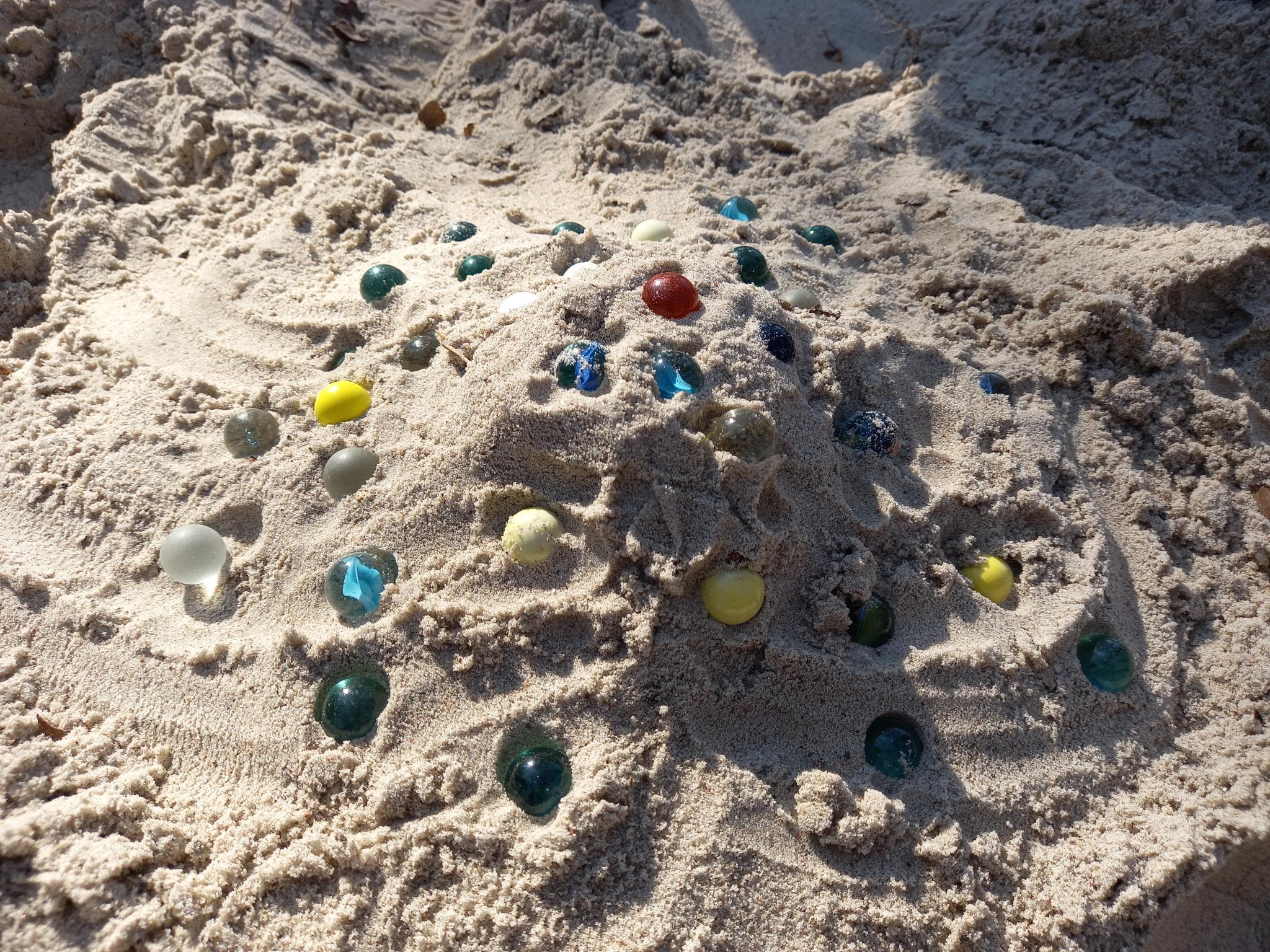 Sand, Sonne, Murmeln